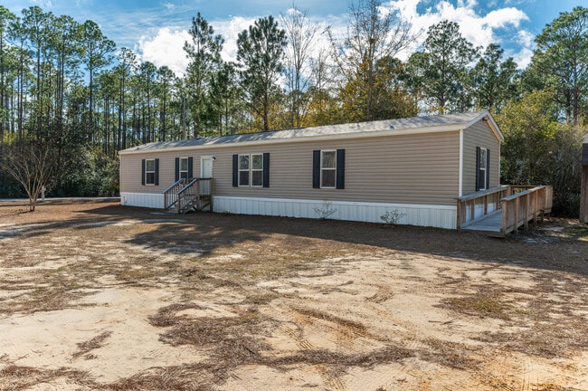 property at 124 Mallet Bayou Rd