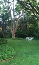 1 Gegan Dr in Southampton, NY - Building Photo - Building Photo
