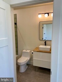 3948 Lancaster Ave photo'