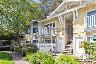 755 14th Ave in Santa Cruz, CA - Building Photo