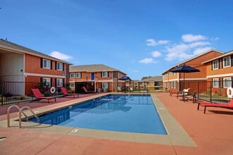 12701 N Pennsylvania Ave in Oklahoma City, OK - Building Photo - Building Photo