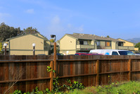 Island View Apartments in San Rafael, CA - Building Photo - Building Photo