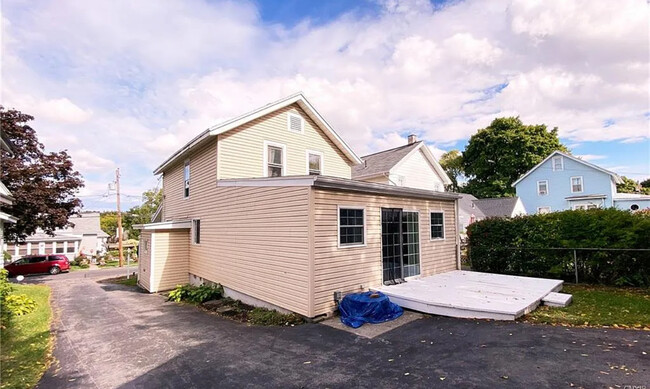 609 Darlington Rd in Syracuse, NY - Building Photo - Building Photo