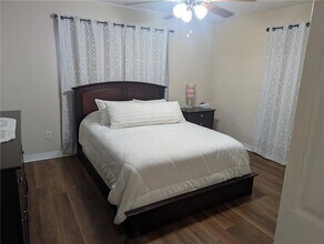 226 Sharon Dr in New Orleans, LA - Foto de edificio - Building Photo