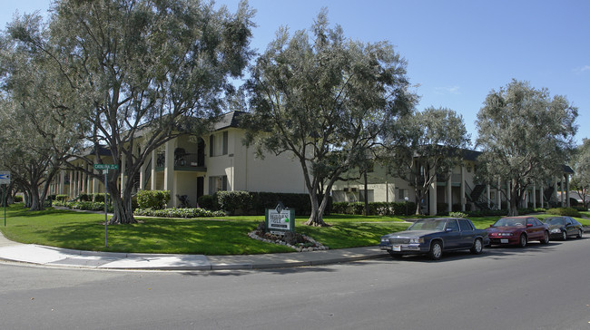 Hidden Glen in Livermore, CA - Foto de edificio - Building Photo