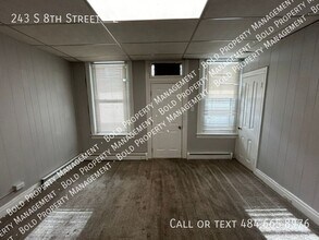243 S 8th St in Lebanon, PA - Building Photo - Building Photo