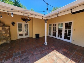 1717 Stanton Ave in Glendale, CA - Building Photo - Building Photo