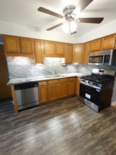 5019 River Rd in Schiller Park, IL - Foto de edificio - Building Photo