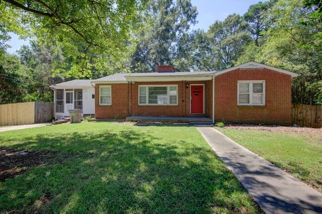 property at 607 W 19th Ave