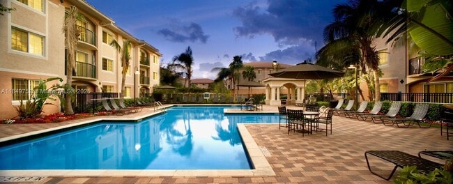 2027 SE 10th Ave in Fort Lauderdale, FL - Building Photo - Building Photo