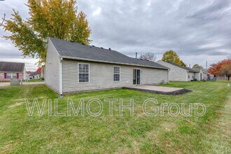 8520 Lincoln Ct in Fishers, IN - Building Photo - Building Photo