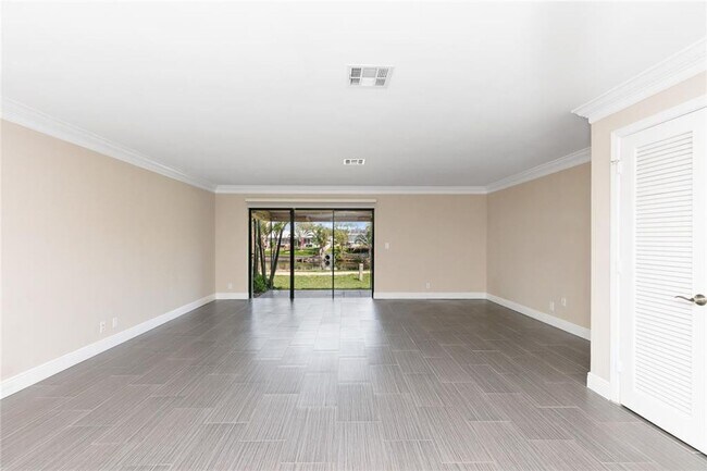 455 Canal Point N in Delray Beach, FL - Building Photo - Building Photo