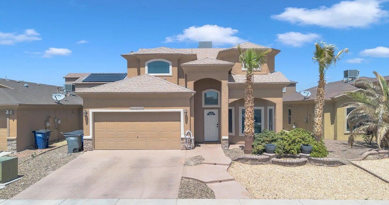 14321 Woods Point Ave in El Paso, TX - Building Photo