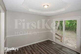 7918 NW 85th Terrace in Kansas City, MO - Building Photo - Building Photo