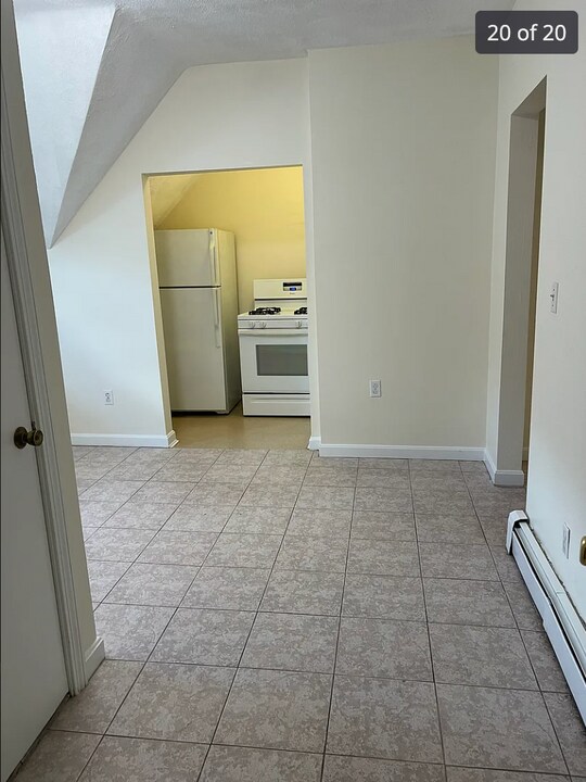 452 Broadway, Unit 3 in Somerville, MA - Building Photo