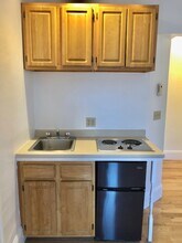 1070 Beacon St, Unit 12 in Brookline, MA - Foto de edificio - Building Photo