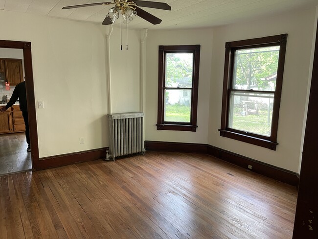 146 Analomink St in East Stroudsburg, PA - Foto de edificio - Building Photo