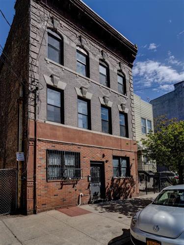 516 Palisade Ave-Unit -2R in Jersey City, NJ - Building Photo