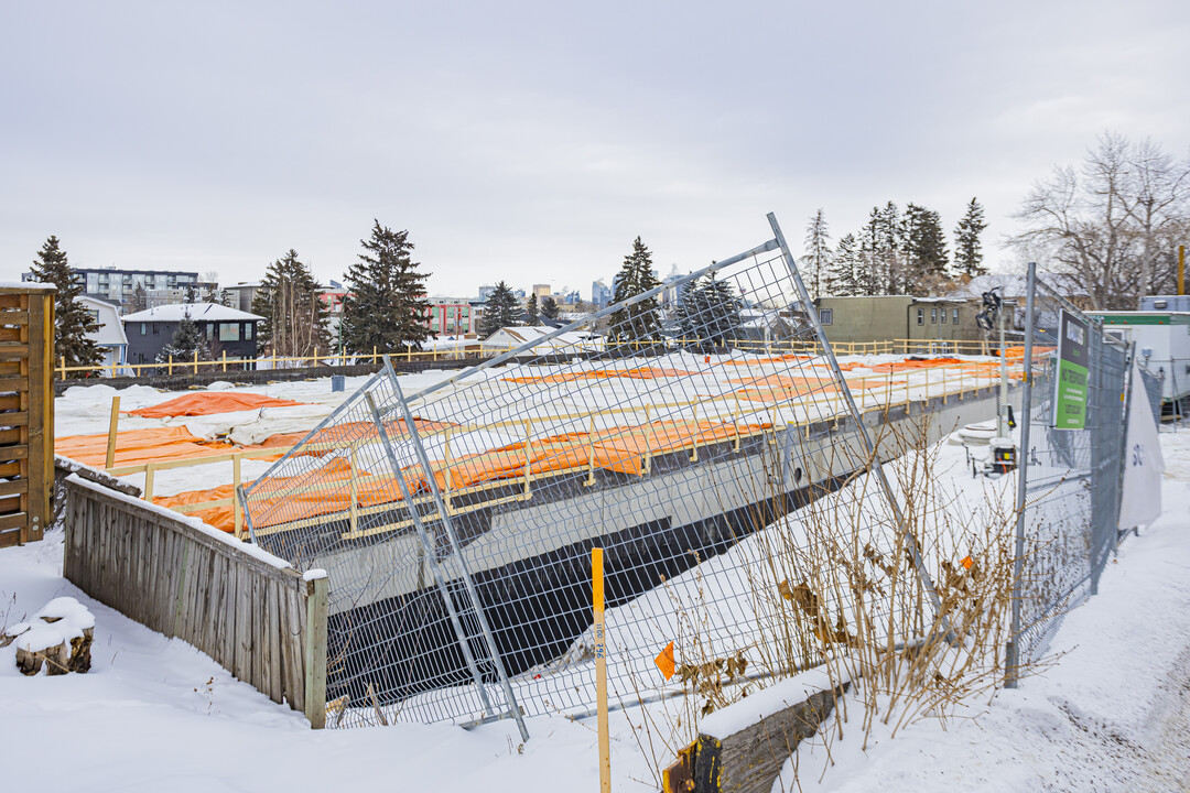 Aeropark in Calgary, AB - Building Photo