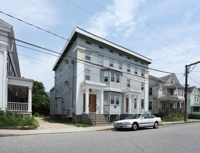 37-39 Tilley St in New London, CT - Building Photo - Building Photo