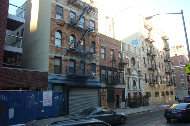 176 Stanton St in New York, NY - Building Photo - Building Photo