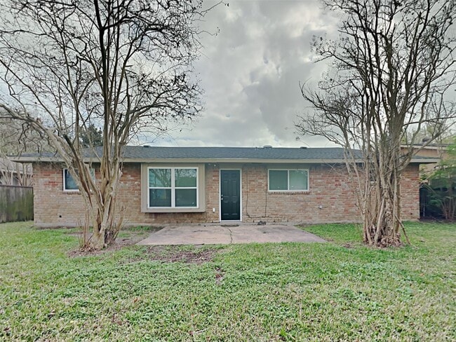 property at 15914 Ridgeroe Ln