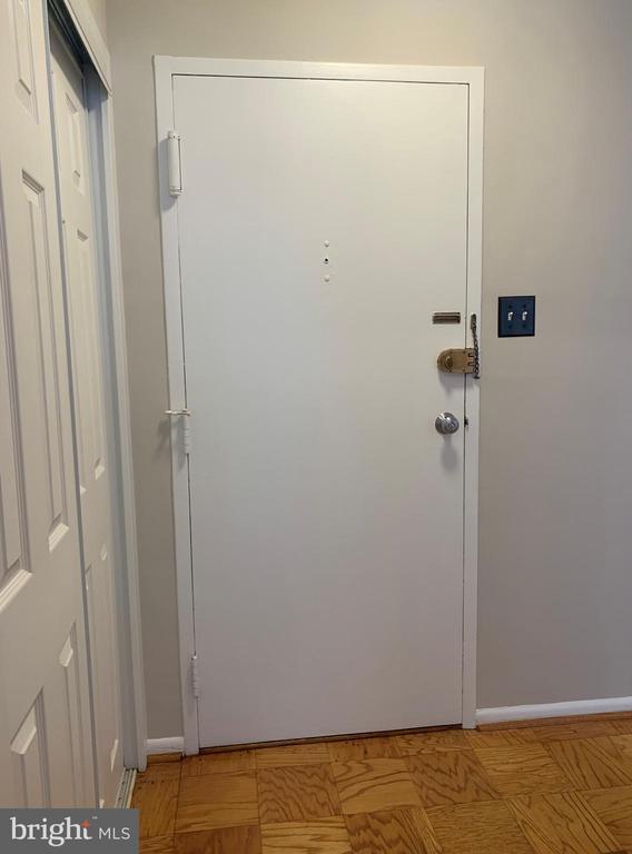 1210 N Taft St in Arlington, VA - Building Photo - Building Photo