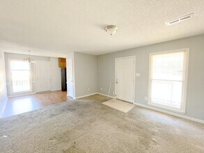 1507 Halston Cir NW in Huntsville, AL - Building Photo - Building Photo