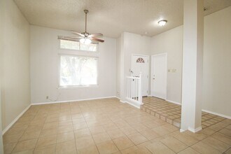 3223 Tree Grove Dr in San Antonio, TX - Building Photo - Building Photo