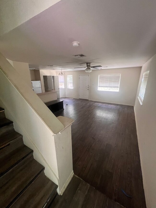 933-935 Sagewood Trail in San Marcos, TX - Building Photo - Building Photo