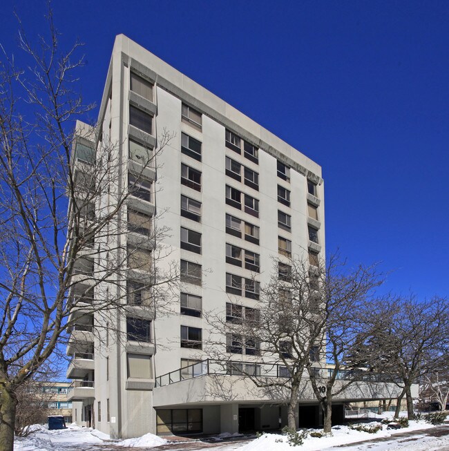 10 Prue Ave