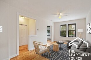 4851 N Damen Ave, Unit Bn in Chicago, IL - Building Photo