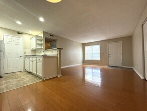 5412 Cypress Chase in Columbus, OH - Building Photo - Building Photo
