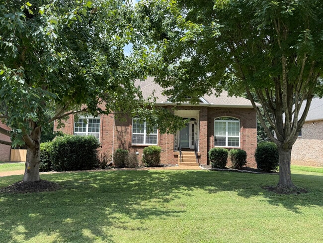 property at 211 Lakeside Park Dr