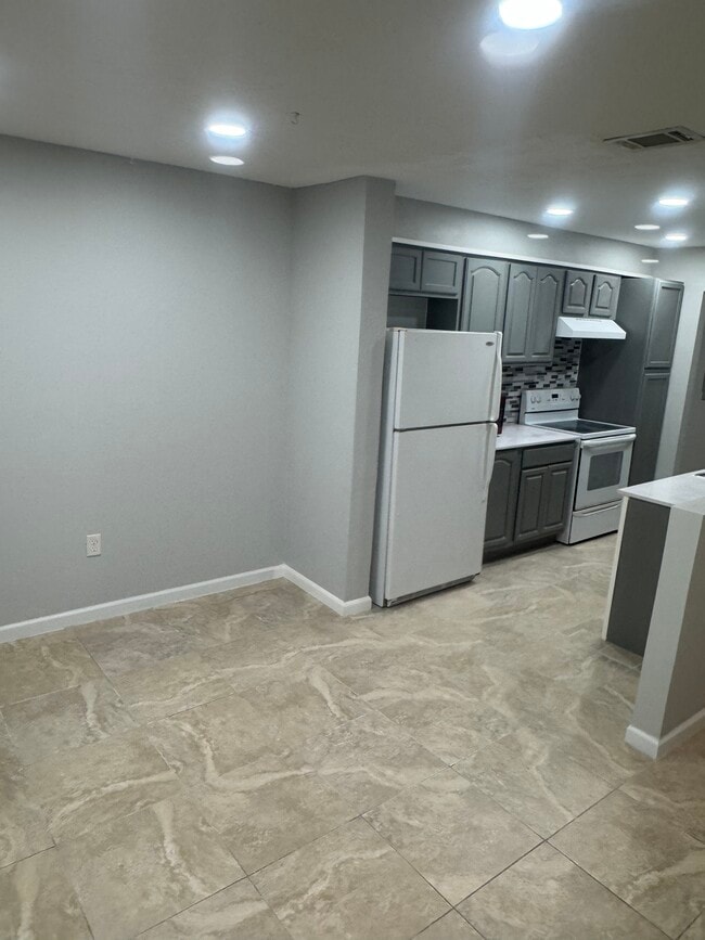 4759 Sisson Rd in Titusville, FL - Building Photo - Building Photo