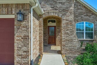 483 Billingsgate Chase in Conroe, TX - Building Photo - Building Photo
