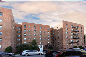 Ridge Harbor in Brooklyn, NY - Foto de edificio - Building Photo