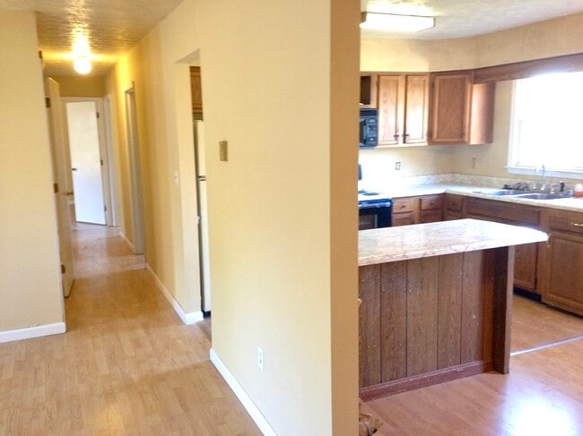 109 Bolton Ave in Richmond, KY - Foto de edificio - Building Photo