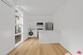 814 3rd St in Santa Monica, CA - Building Photo - Building Photo