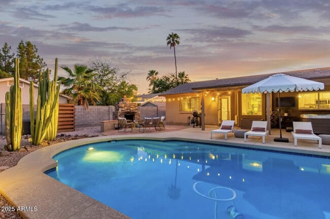 15849 N 49th Pl in Scottsdale, AZ - Building Photo - Building Photo