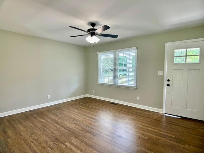 103 Crescent Dr in Princeton, NC - Foto de edificio - Building Photo