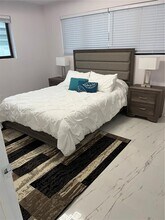 39 SE 7th St in Dania Beach, FL - Building Photo - Building Photo