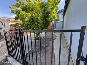 2166 Camellia Dr in Reno, NV - Foto de edificio - Building Photo