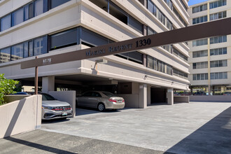Makiki Regent in Honolulu, HI - Foto de edificio - Building Photo