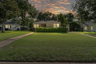 631 Eastwood Ave in Fort Worth, TX - Building Photo - Building Photo