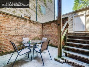 1530 N Hudson Ave in Chicago, IL - Building Photo - Building Photo