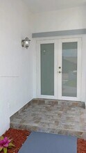 3812 SW 133rd Pl in Miami, FL - Building Photo - Building Photo