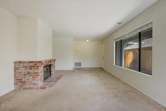 302 Hodencamp Rd in Thousand Oaks, CA - Building Photo - Building Photo