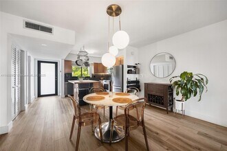 2287 NE 122nd St in North Miami, FL - Building Photo - Building Photo