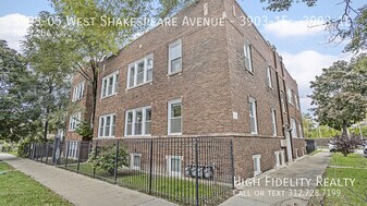 3903 W Shakespeare Ave in Chicago, IL - Building Photo